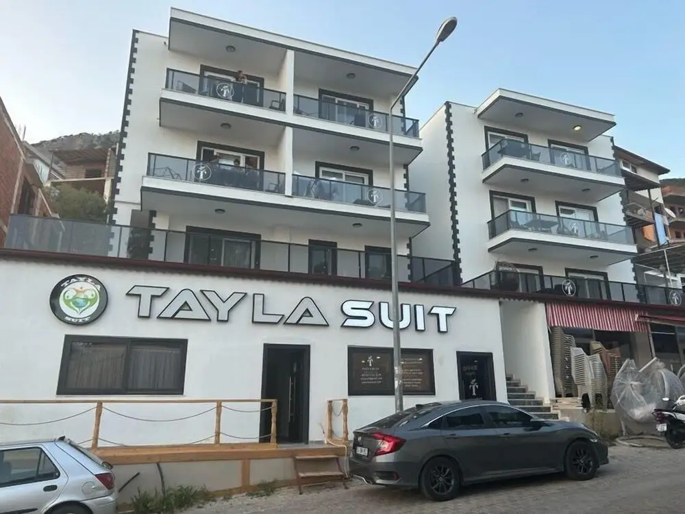Каш: Tayla Suit