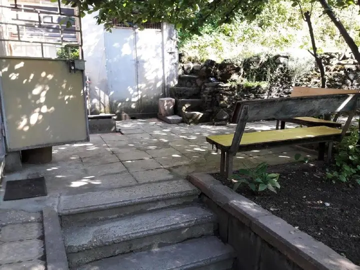 Боржоми: Geqor's Apartment