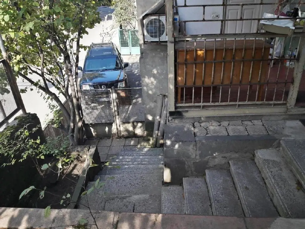 Боржоми: Geqor's Apartment
