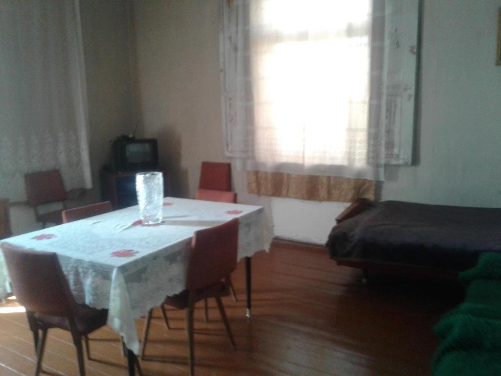 Зугдиди: Levani's GuestHouse