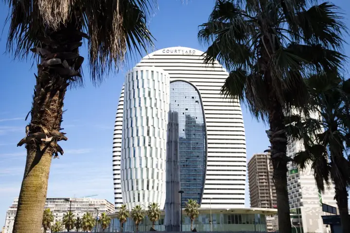 Батуми: Апартаменты возле Моря Alliance Palace