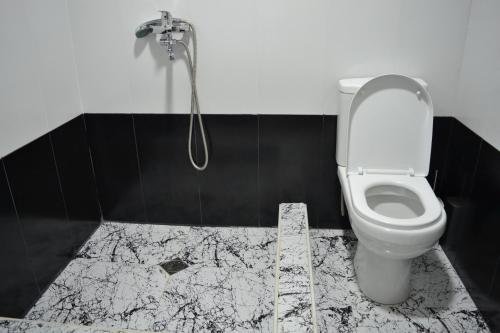 Удабно: One Mini Hotel