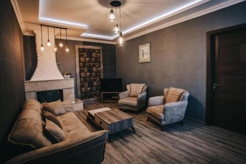 Церовани: 7 Rooms Hotel