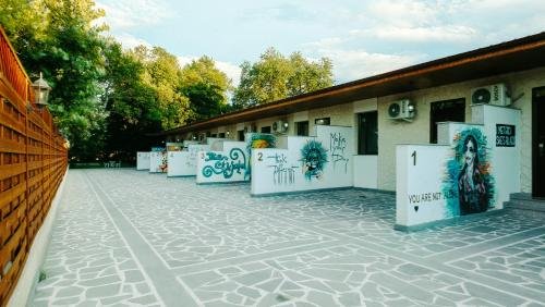 Церовани: 7 Rooms Hotel