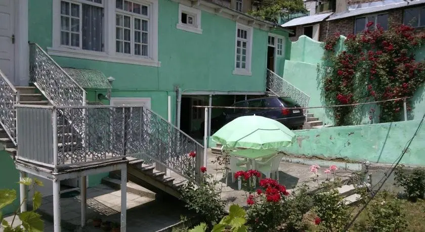 Боржоми: Guest House Borjomi on Pirosmani Street