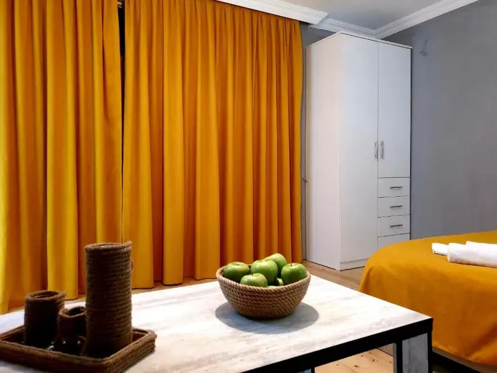 Боржоми: Sunny garden