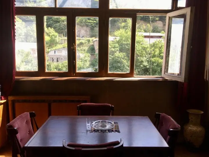 Боржоми: A room with a view