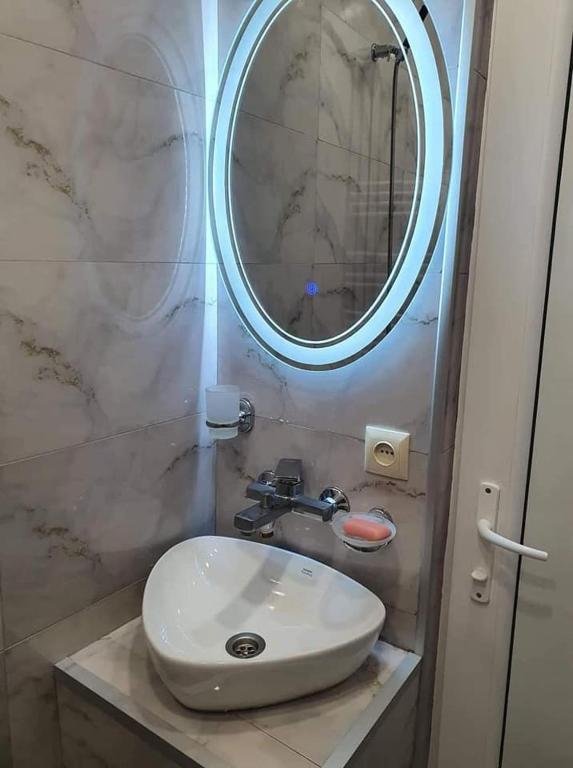 Боржоми: Nari Apartment