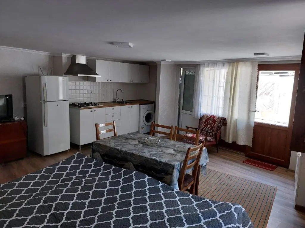 Боржоми: Davids entire place