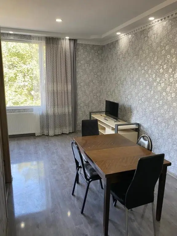 Боржоми: flat