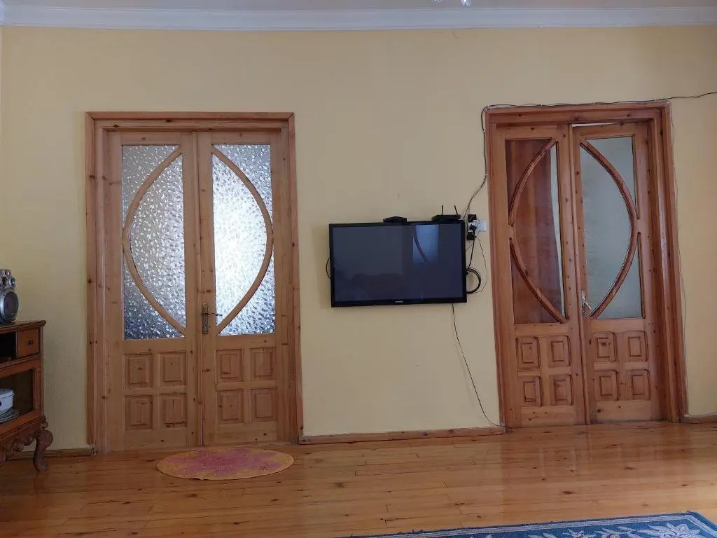 Боржоми: george's family guesthouse