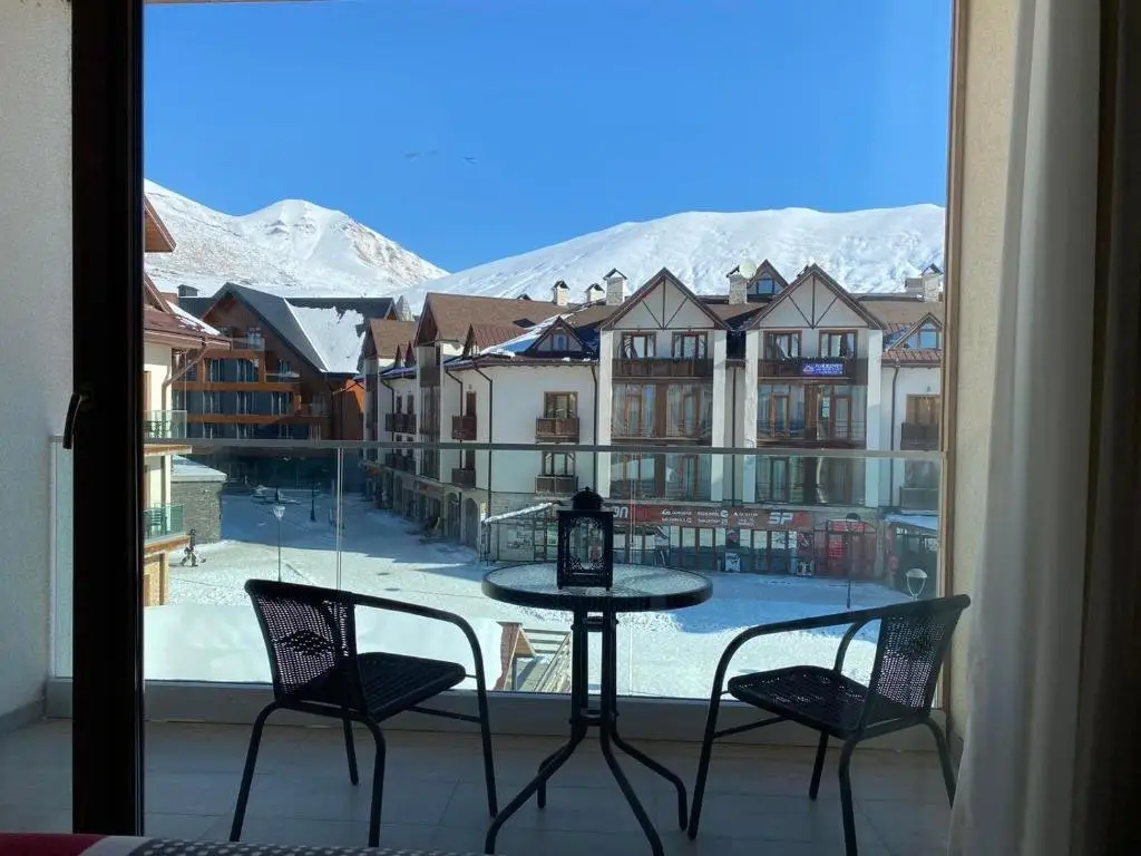 Гудаури: New Gudauri Alpen Apartments