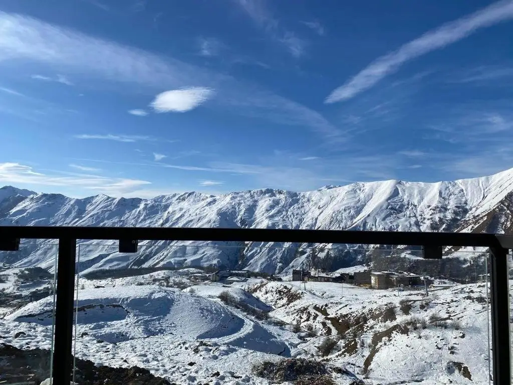 Гудаури: gudauri amazing mountain view