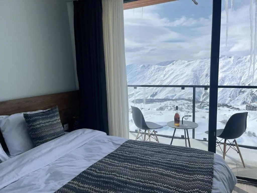 Гудаури: gudauri amazing mountain view