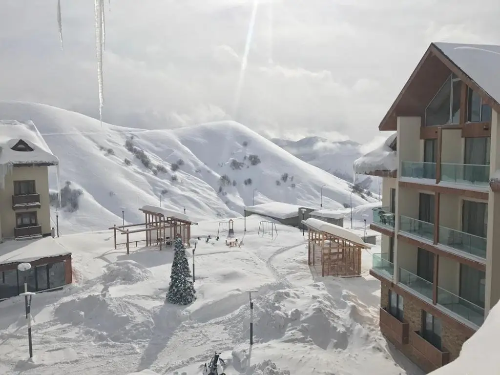 Гудаури: Mezzanine in New Gudauri