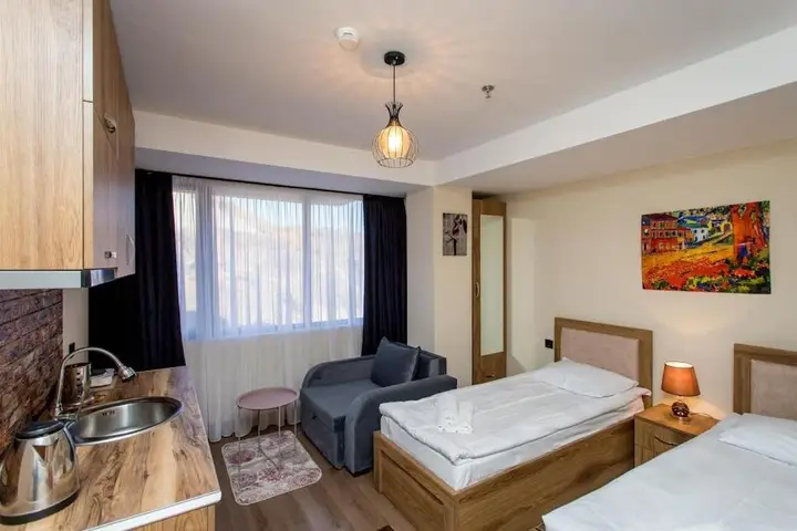 Гудаури: Beautiful Twin room Ski Rental in Gudauri