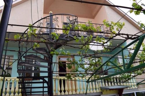 Сурами: guest house in surami