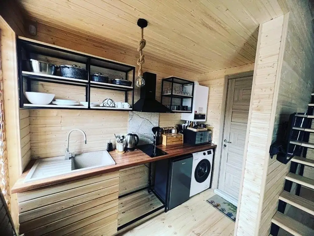 Сурами: cottage Ninika surami