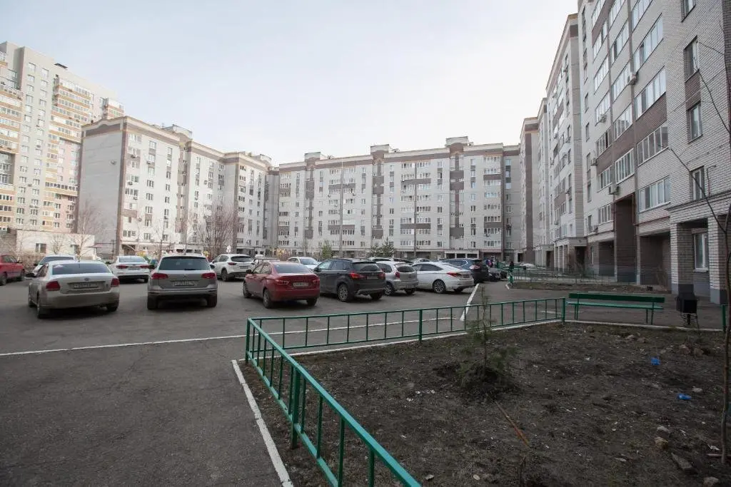 Казань: Апартаменты на улице Чистопольской 72