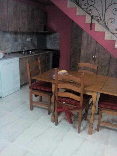 Бакурианский Андезит: Cottage In Bakuriani