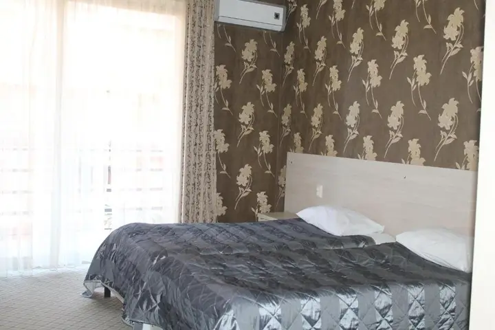 Батуми: Hotel Elio