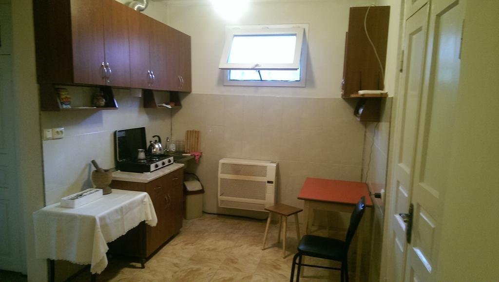 Батуми: Geno Holiday Home