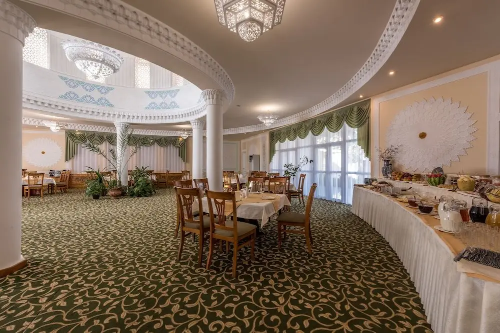 Самарканд: Orient Star Hotel Kuk-Serai