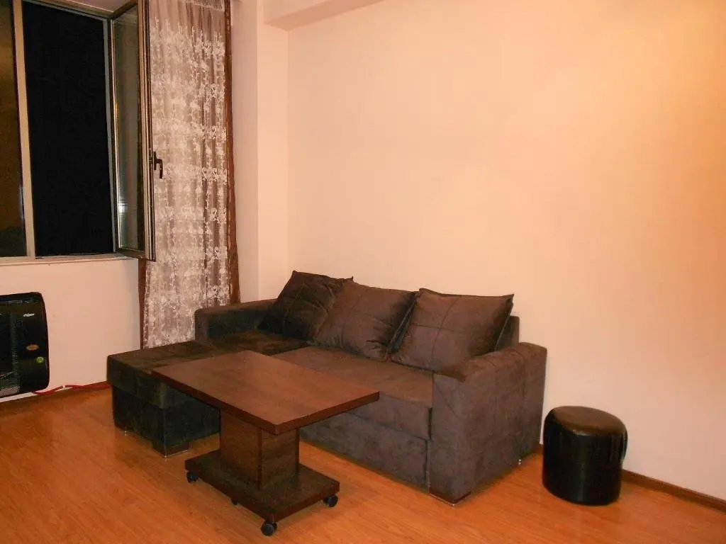 Батуми: Ucha's Apartment