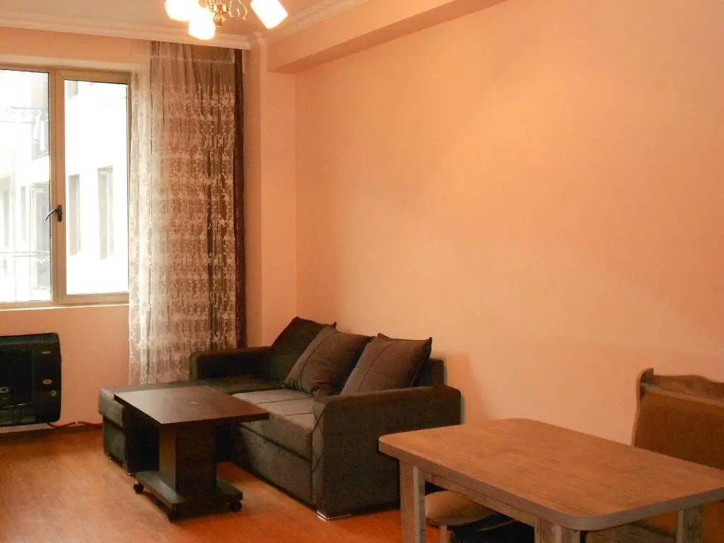 Батуми: Ucha's Apartment