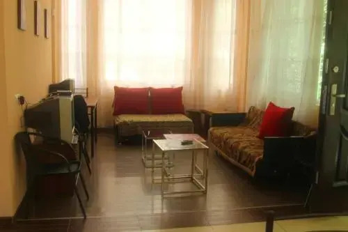 Уреки: Tiniko Guest House