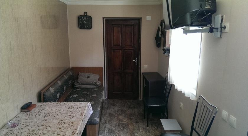 Батуми: Manchos House