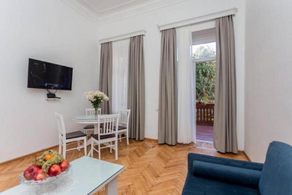 Тбилиси: Old Tbilisi Trio Apartments