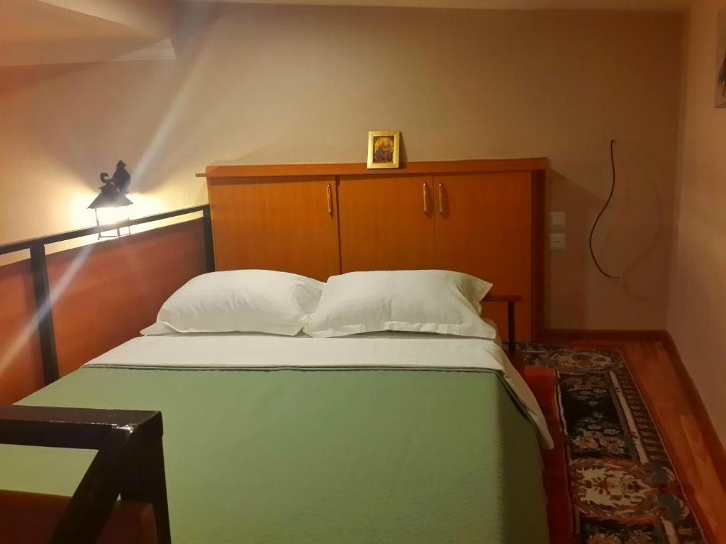 Тбилиси: Sesilis Home Tbilisi