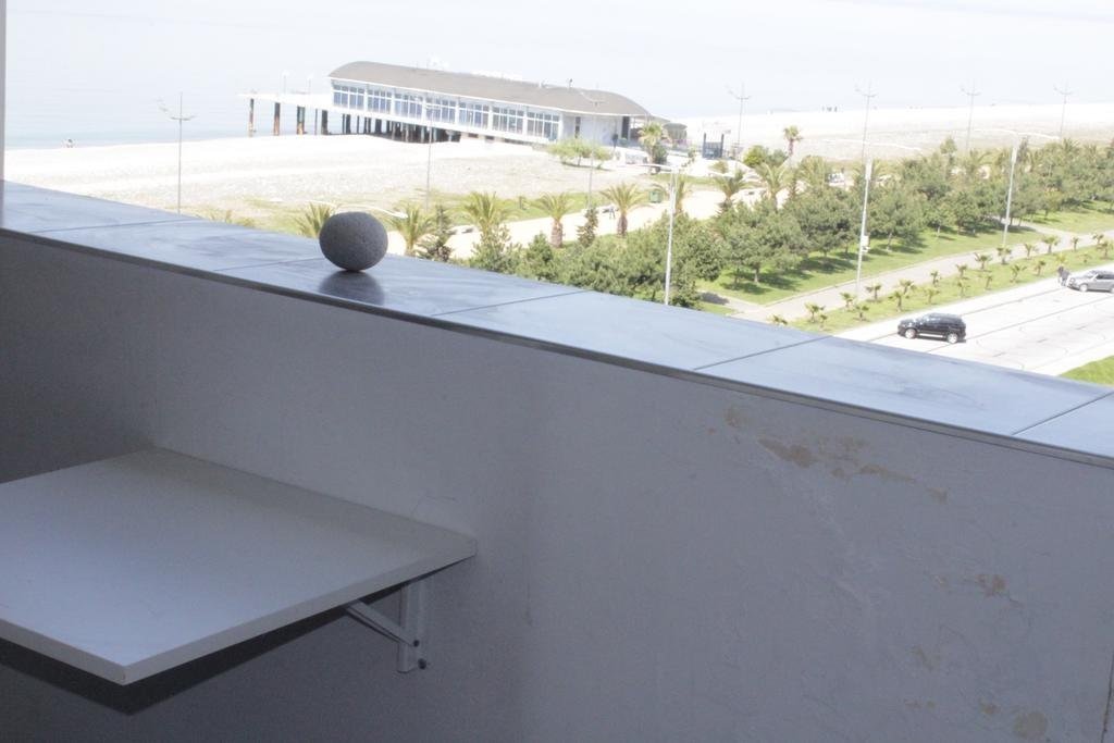 Батуми: House Near The sea