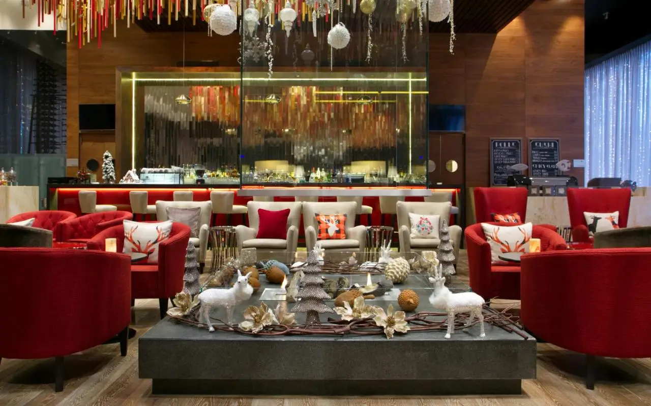 Москва: Отель Doubletree by Hilton Moscow - Marina