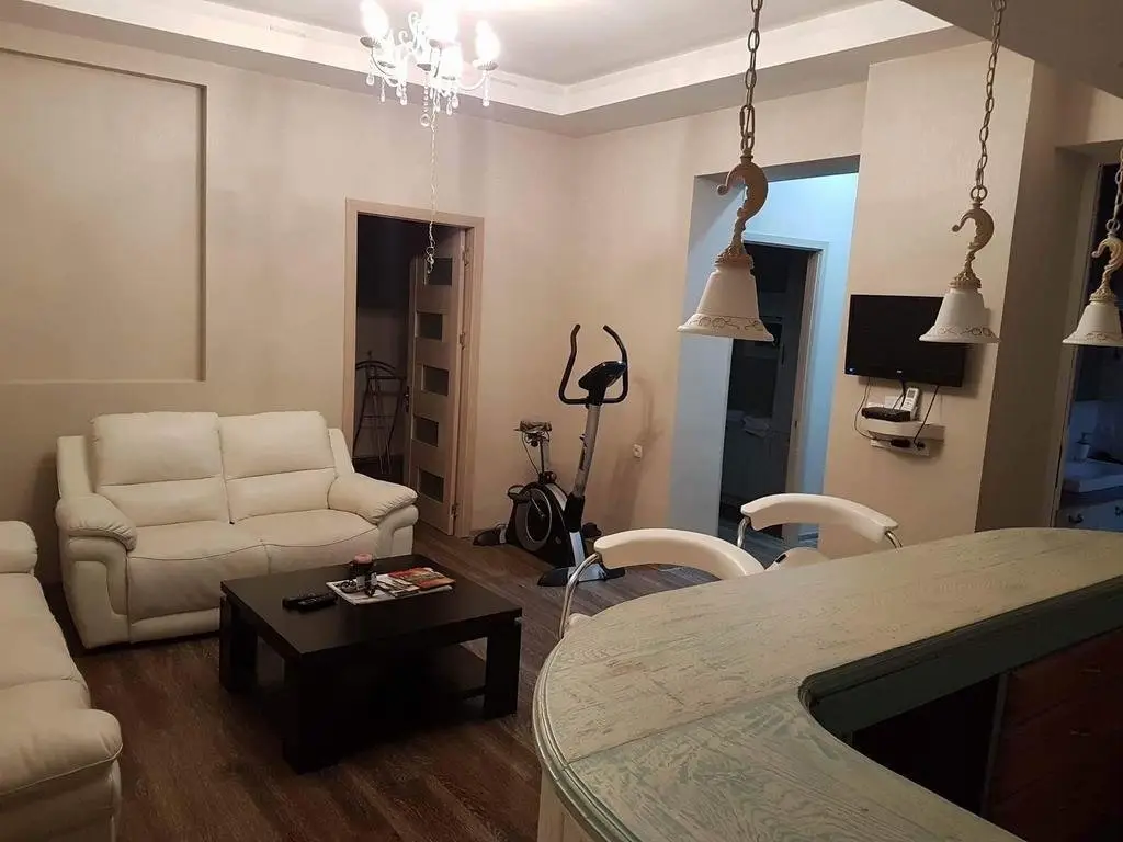 Телави: Home in Downtown