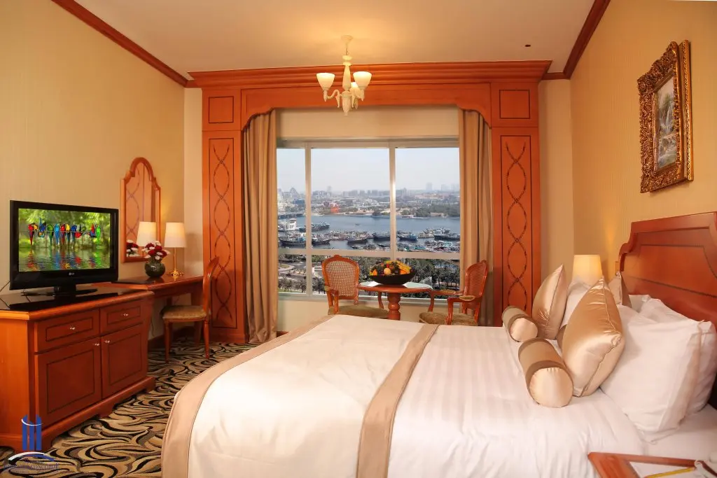 Дубай: Emirates Concorde Hotel & Suites