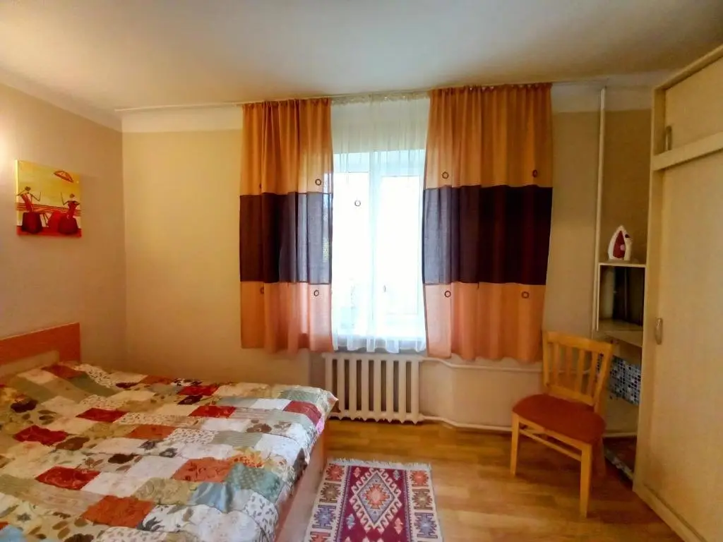 Алматы: Downtown apartment - В центре города