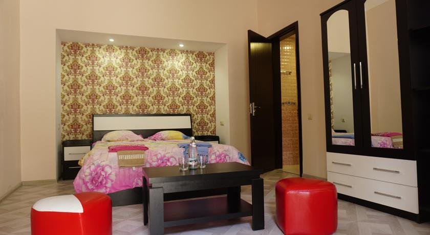 Тбилиси: Vakare Hotel