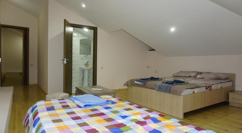 Тбилиси: Vakare Hotel