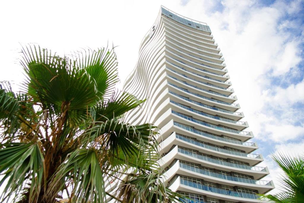 Batumi White Wave Apartments — фото 1
