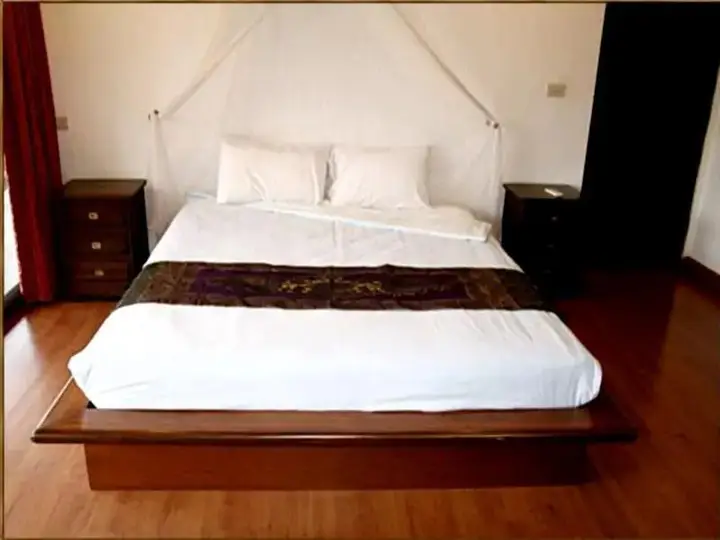 Пак-Чонг: Serenity House