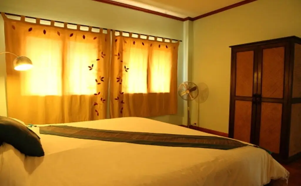 Паи: Pai Poshtel