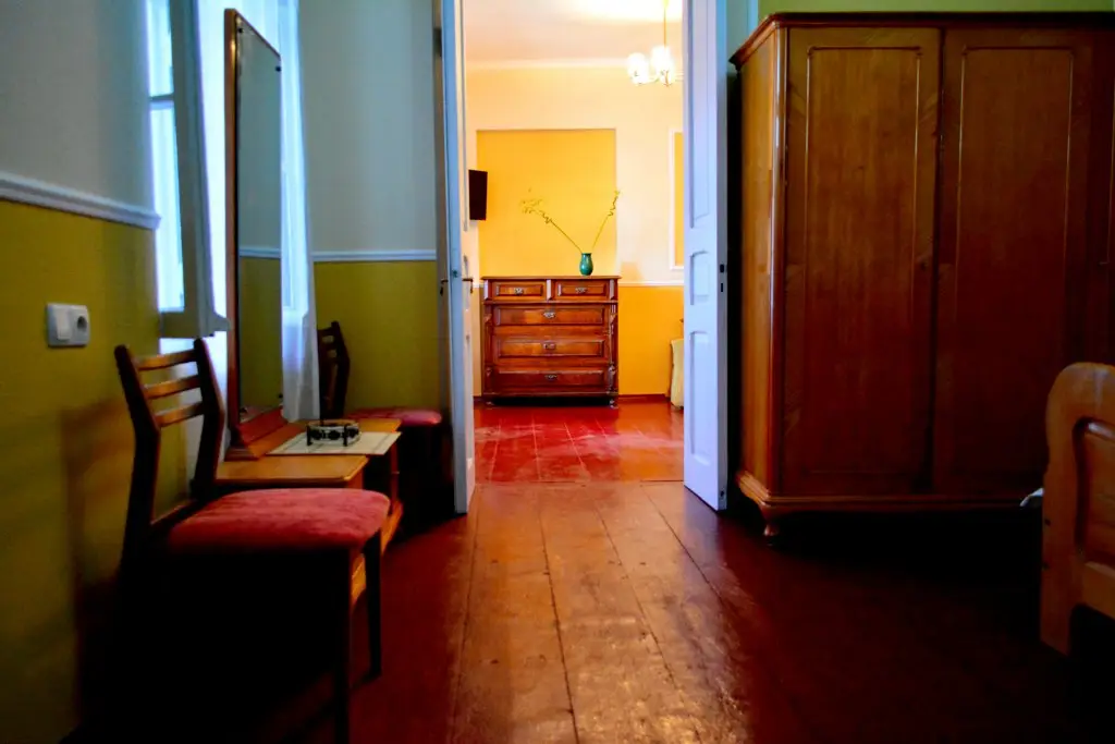 Тбилиси: Sunny Near Opera 2 Apartments