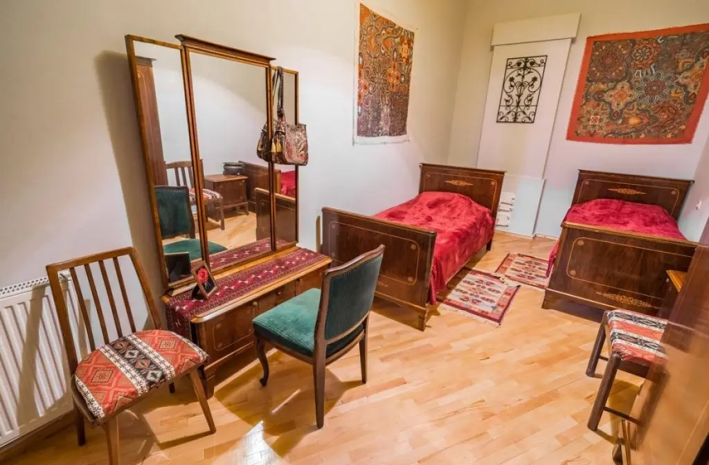 Тбилиси: Amo Ra Guest House