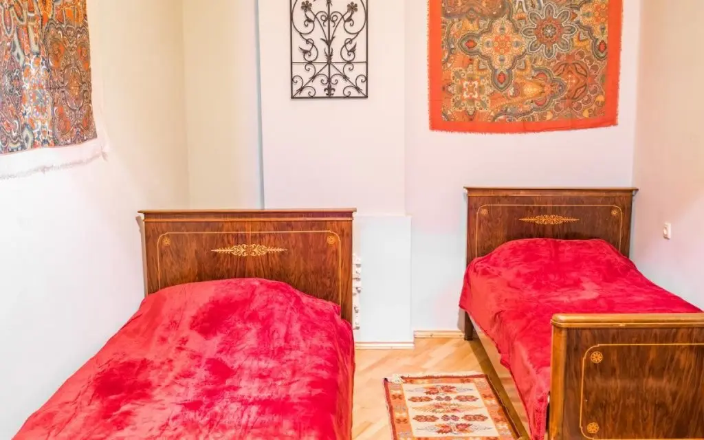 Тбилиси: Amo Ra Guest House
