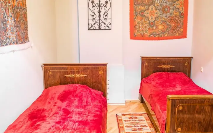 Тбилиси: Amo Ra Guest House