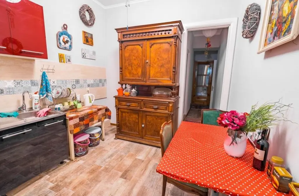 Тбилиси: Amo Ra Guest House