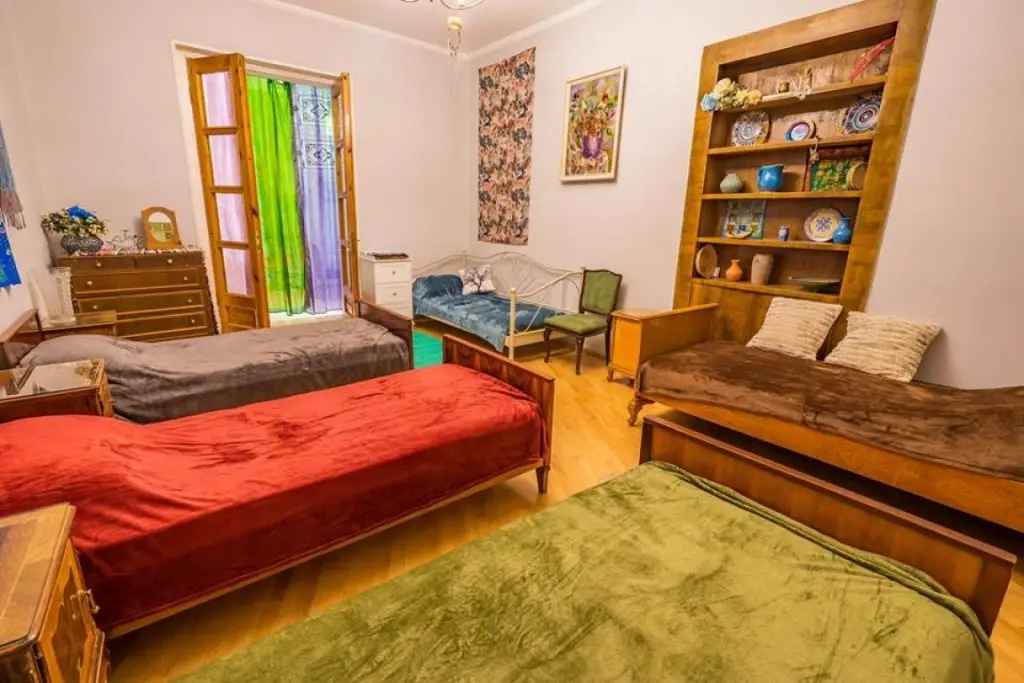 Тбилиси: Amo Ra Guest House