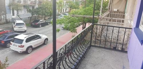 Батуми: 98 Vakhtang Gorgasali Street